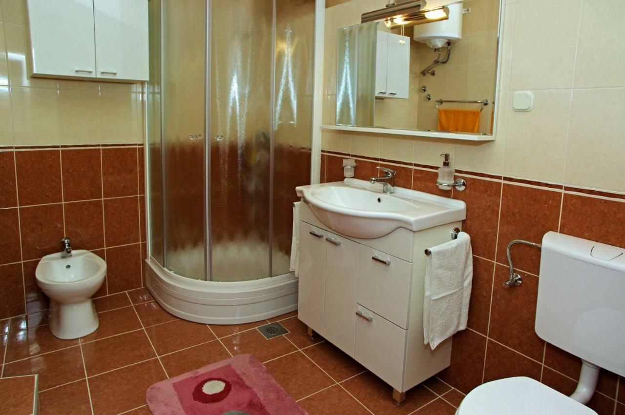 Apartment Menego A2 Bol-Center, Croatia Dış mekan fotoğraf