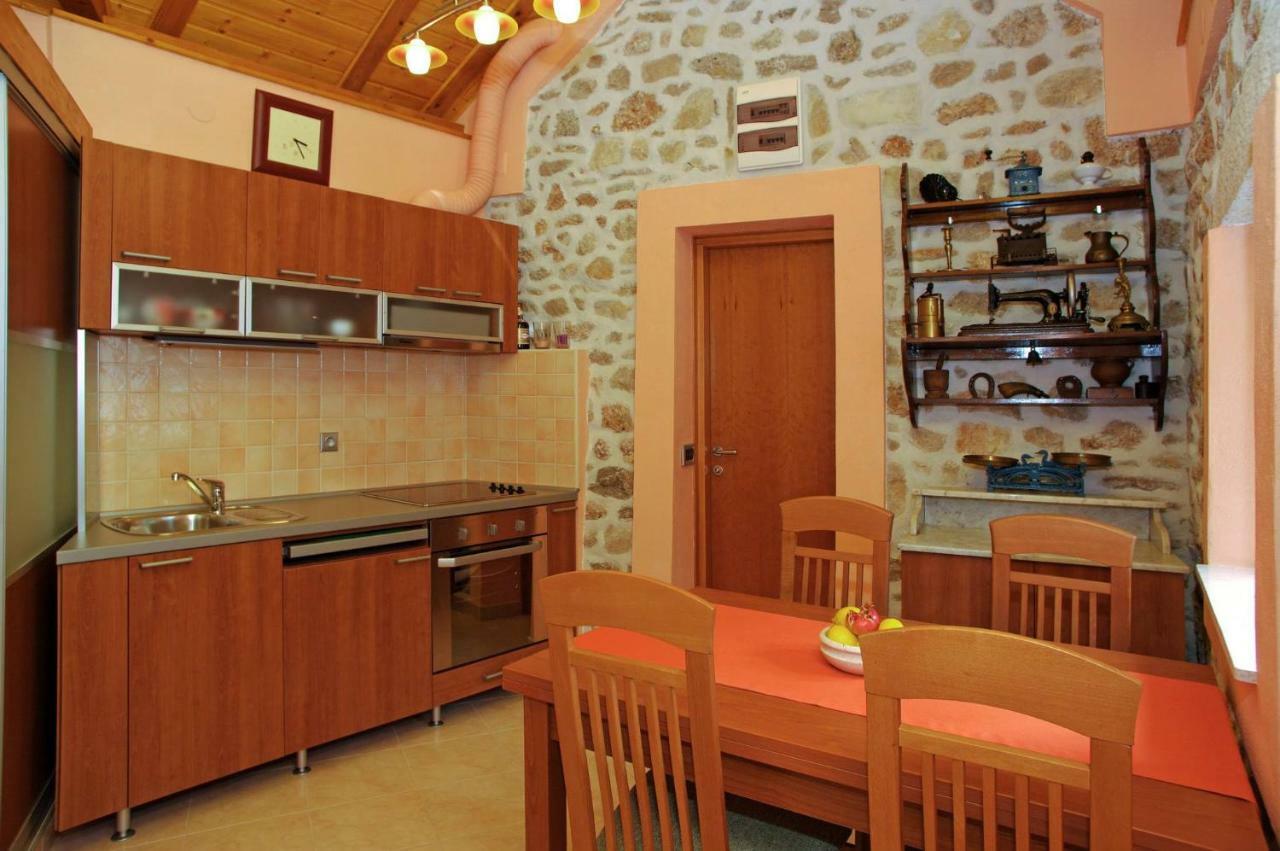 Apartment Menego A2 Bol-Center, Croatia Dış mekan fotoğraf